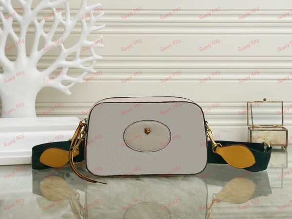 luxury white bumbag waist bags fashion striped strap belt bag designer animal model letter pattern design spanning package
luxury white bumbag waist bags fashion striped strap belt bag designer animal model letter pattern design spanning package