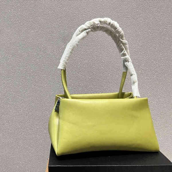 tote bag handbags underarm bag designer totes womens leather bags fashion simple women shoulder vacation 220902
tote bag handbags underarm bag designer totes womens leather bags fashion simple women shoulder vacation 220902