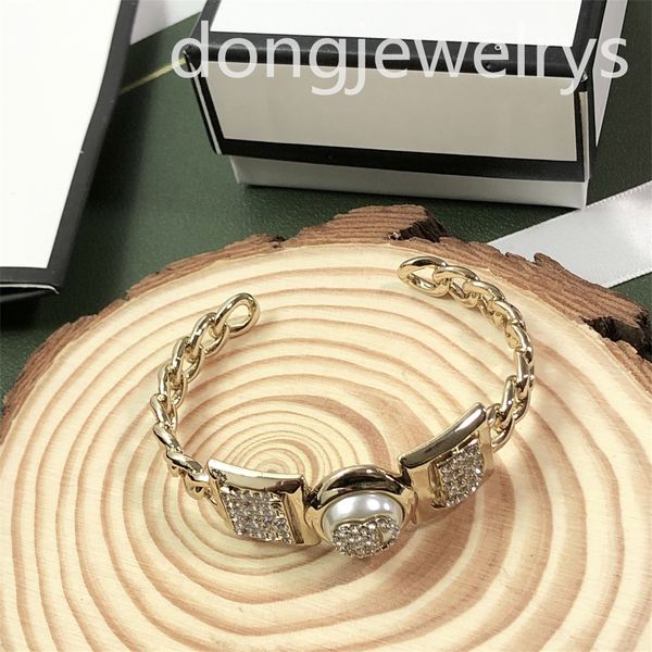 designer open cuff bracelet classic metal bangles simple couples luxury cjewelry pearl letter elegance bracelet dongjewelrys christmas gifts, Black
designer open cuff bracelet classic metal bangles simple couples luxury cjewelry pearl letter elegance bracelet dongjewelrys christmas gifts, Black