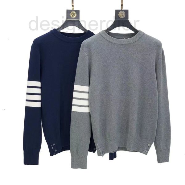 men's hoodies & sweatshirts designer high version 2022 autumn winter new tb classic basic four bar jacquard men's and women's, Black
men's hoodies & sweatshirts designer high version 2022 autumn winter new tb classic basic four bar jacquard men's and women's, Black
