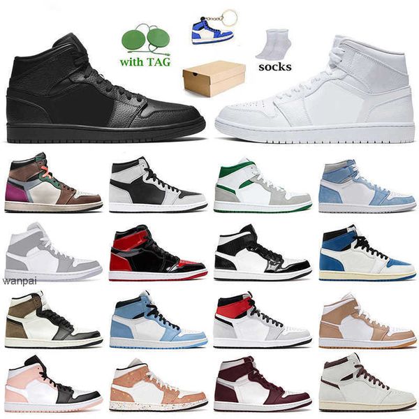 1s basketball shoes womens mens trainers jumpman 1 mid triple black white bordeaux university blue high og wolf grey hyper royal patent bred
1s basketball shoes womens mens trainers jumpman 1 mid triple black white bordeaux university blue high og wolf grey hyper royal patent bred