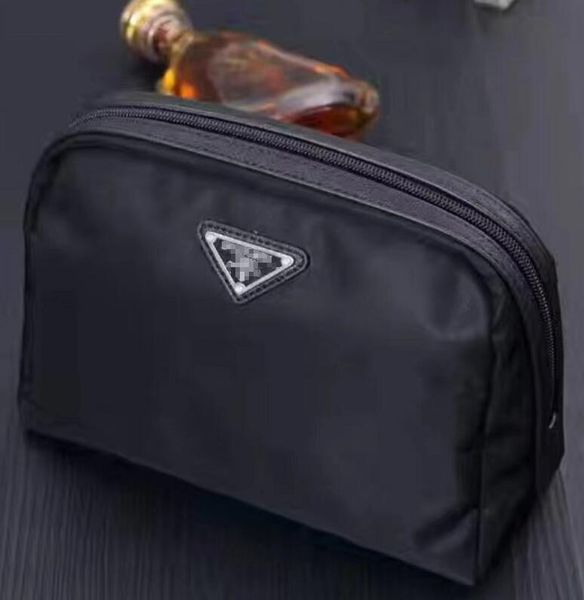 2023a latest classic chest bag men handbag coin purse canvas camera bag size 23cm
2023a latest classic chest bag men handbag coin purse canvas camera bag size 23cm