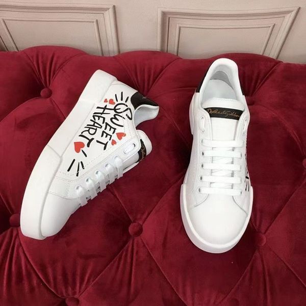 screener sneaker beige leather shoes italy vintage men womens red web stripe luxurys designers sneakers bi-color rubber sole classic casual, Black
screener sneaker beige leather shoes italy vintage men womens red web stripe luxurys designers sneakers bi-color rubber sole classic casual, Black