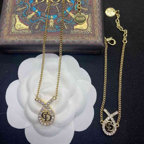 string water drop cross pendant necklace diamond inlaid fashion simple temperament female clavicle chain jewelry set, Black
string water drop cross pendant necklace diamond inlaid fashion simple temperament female clavicle chain jewelry set, Black