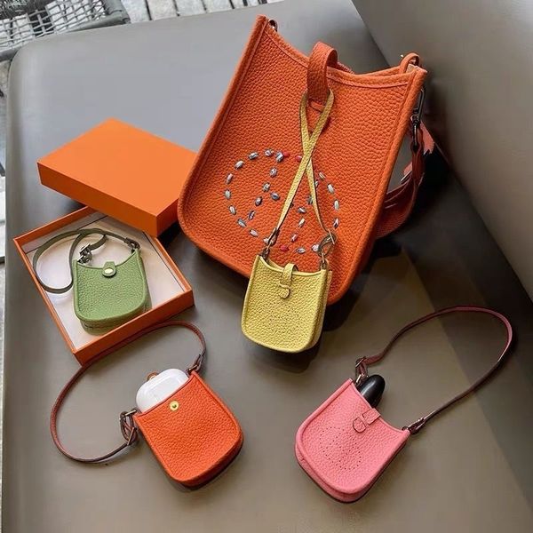 designer evelyn herme bags h family mini evelyn everyn bag pendant real cow leather creative key chain vegetable basket pendant female
designer evelyn herme bags h family mini evelyn everyn bag pendant real cow leather creative key chain vegetable basket pendant female