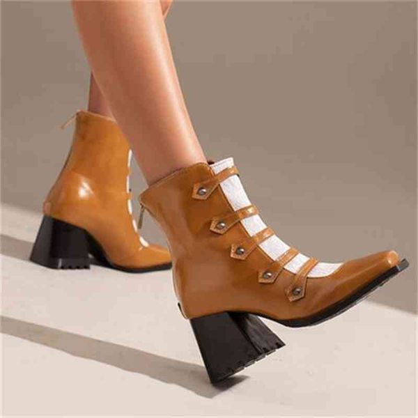 martin boots autumn and winter fashion color matching buckle thick high heel square head ankle boot 220824, Black
martin boots autumn and winter fashion color matching buckle thick high heel square head ankle boot 220824, Black