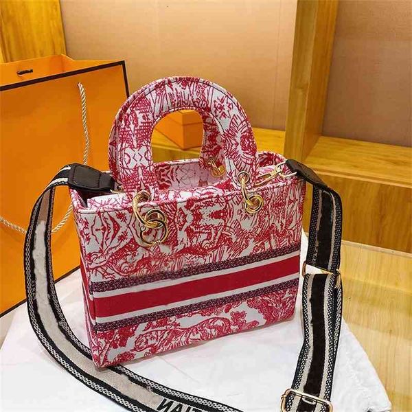 fashion women's handbags shoulder bag crossbody lady wallets book bags new hand embroidery princess net red trend letter messenger tote
fashion women's handbags shoulder bag crossbody lady wallets book bags new hand embroidery princess net red trend letter messenger tote