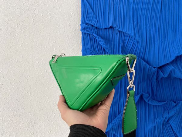 genuine leather bag womens fashion handbags designer embossing shoulder messenger bag purse female classic handbag tote women
genuine leather bag womens fashion handbags designer embossing shoulder messenger bag purse female classic handbag tote women
