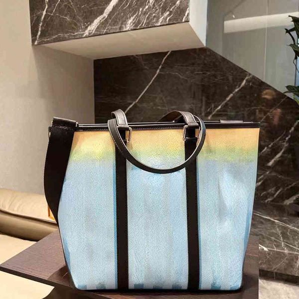 cross body barnd l bag 2022 new commuter stripe magic color gradient shopping hand fabric wide shoulder belt diagonal bag for men and women
cross body barnd l bag 2022 new commuter stripe magic color gradient shopping hand fabric wide shoulder belt diagonal bag for men and women