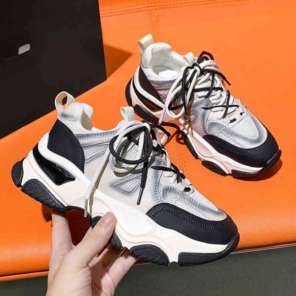casual shoes dad women's fall 2022 new versatile children's leather breathable color blocking thick soled sports shoes women, Black
casual shoes dad women's fall 2022 new versatile children's leather breathable color blocking thick soled sports shoes women, Black