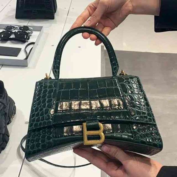 woman's handbag baleciga's designer bags brand counter crossbody leather women's bag new b crocodile hourglass one shoulder p
woman's handbag baleciga's designer bags brand counter crossbody leather women's bag new b crocodile hourglass one shoulder p