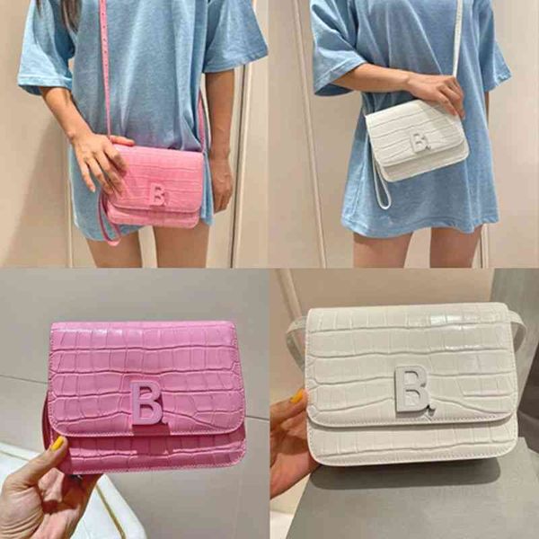 fashion handbag baleciga designer bags 2022 new pink leather women's bag crocodile pattern b-shaped tofu hourglass casual square handba
fashion handbag baleciga designer bags 2022 new pink leather women's bag crocodile pattern b-shaped tofu hourglass casual square handba