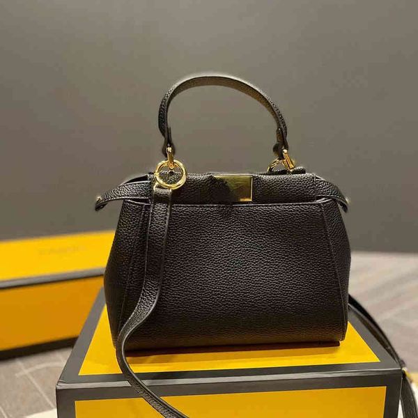 cross body brand f bag 2022 new style double-layer litchi pattern kitten single shoulder diagonal straddle portable women's lock handba
cross body brand f bag 2022 new style double-layer litchi pattern kitten single shoulder diagonal straddle portable women's lock handba