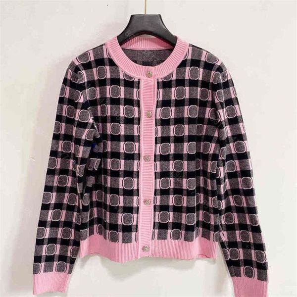 21ss fashion hoodie jacket women winter wool knit cc brand girls long-sleeved short sweater coat jacquard elastic designer clothe308v, Black;brown
21ss fashion hoodie jacket women winter wool knit cc brand girls long-sleeved short sweater coat jacquard elastic designer clothe308v, Black;brown