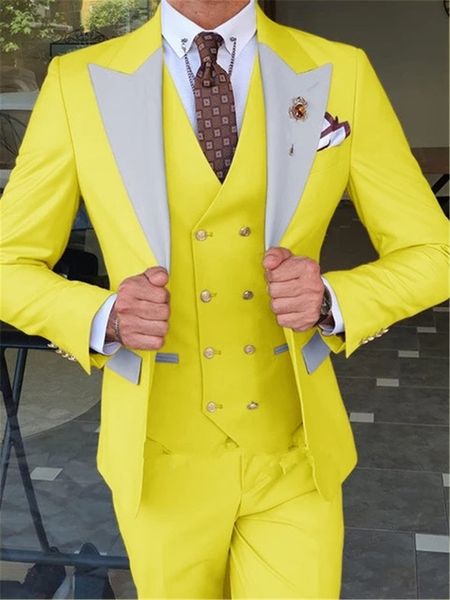 yellow costume homme tuxedos men suits 3 pieces gold buttons slim fit groom tuxedos terno wedding blazer jacket pants vest, Black;gray
yellow costume homme tuxedos men suits 3 pieces gold buttons slim fit groom tuxedos terno wedding blazer jacket pants vest, Black;gray
