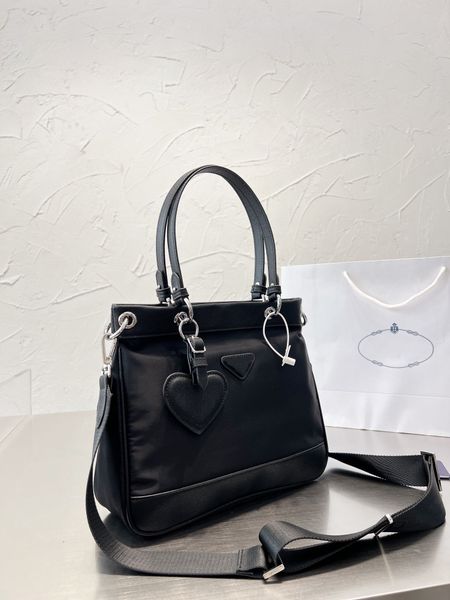 designer luxury women the tote bag fashion versatile handbags shoulder crossbody bags purse telfars totes large capacity saddle wallets 7a a
designer luxury women the tote bag fashion versatile handbags shoulder crossbody bags purse telfars totes large capacity saddle wallets 7a a
