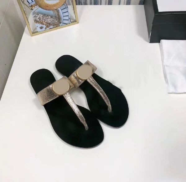designer t-shaped slippers black leather sandals lady classic wear-resisting designers beach slippers fashion flat bottom flip-flops with or
designer t-shaped slippers black leather sandals lady classic wear-resisting designers beach slippers fashion flat bottom flip-flops with or