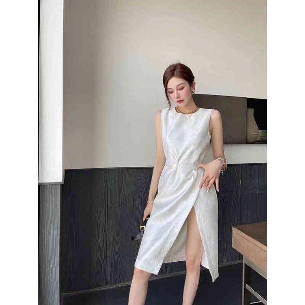 brand casual dresses f home fashion brand 22 spring summer new letter printed belt slim split dress, Black;gray
brand casual dresses f home fashion brand 22 spring summer new letter printed belt slim split dress, Black;gray