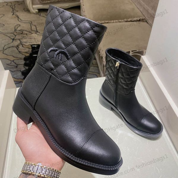 2022/23 black boots for women ankle booties with low heel quilted texture metal zipper f/w vintage cowboy chelsea western fashion elastic co
2022/23 black boots for women ankle booties with low heel quilted texture metal zipper f/w vintage cowboy chelsea western fashion elastic co