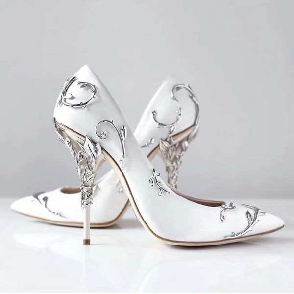 elegant women's shoes fashion metal flower stiletto high heel bride wedding party shoe ladies pointed toe satin pumps, Black
elegant women's shoes fashion metal flower stiletto high heel bride wedding party shoe ladies pointed toe satin pumps, Black