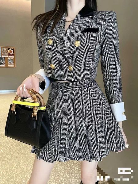 two piece dress chan 2022 new autumn winter two-piece high-quality fashion jacket skirt womens autumn suit designer casual spring women coat, White
two piece dress chan 2022 new autumn winter two-piece high-quality fashion jacket skirt womens autumn suit designer casual spring women coat, White