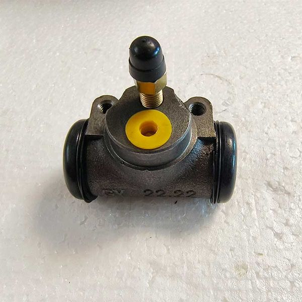 gy22.22 brake cylinder is compatible with some agricultural diesel tricycles such as foton zongshen and other gasoline three-wheeled motorcy
gy22.22 brake cylinder is compatible with some agricultural diesel tricycles such as foton zongshen and other gasoline three-wheeled motorcy