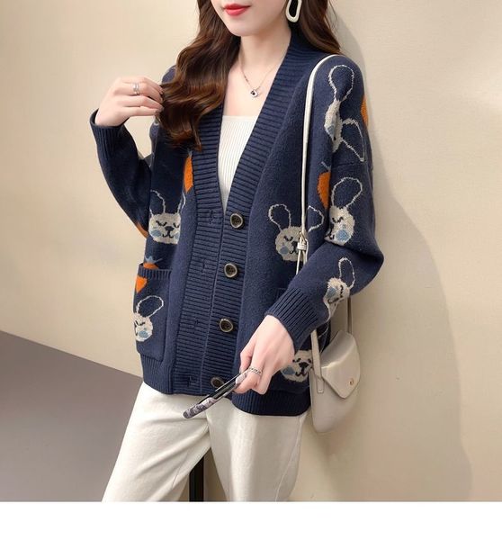 22gg women's sweater v-neck luxury ggity letter cardigan knitted loose oversized jumper jacket coats, White;black
22gg women's sweater v-neck luxury ggity letter cardigan knitted loose oversized jumper jacket coats, White;black