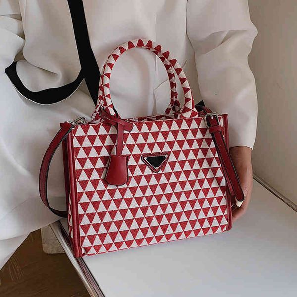 messenger bags canvas bag women's 2022 new high-capacity contrast handbag geometric lattice pattern sling shoulder tote bag handbags
messenger bags canvas bag women's 2022 new high-capacity contrast handbag geometric lattice pattern sling shoulder tote bag handbags