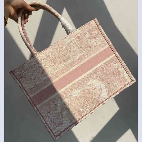 bags shopping bag flower mini tote three-dimensional embroidery bag tote portable canvas purses
bags shopping bag flower mini tote three-dimensional embroidery bag tote portable canvas purses