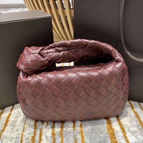 bottegas bag 2022 classic small square bag luxury designer handbag large capacity handbags high-end fashion bags available simple shape wall
bottegas bag 2022 classic small square bag luxury designer handbag large capacity handbags high-end fashion bags available simple shape wall