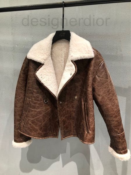 women's jackets designer 2021 haining winter new leather wool fur turtle crack temperament fashion coat women ms2o, Black;brown
women's jackets designer 2021 haining winter new leather wool fur turtle crack temperament fashion coat women ms2o, Black;brown