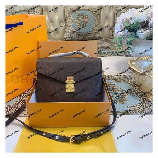 2021 luxurys designers women wallets m44876 tote bag multi handbags shoulder crossbody satchel messenger bags classic ladies purses wallet c, Red;black
2021 luxurys designers women wallets m44876 tote bag multi handbags shoulder crossbody satchel messenger bags classic ladies purses wallet c, Red;black