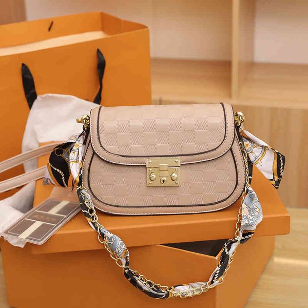 evening bags women's bag solid color small square 2022 new embossed lattice multi-layer sling shoulder messenger bag handbags
evening bags women's bag solid color small square 2022 new embossed lattice multi-layer sling shoulder messenger bag handbags