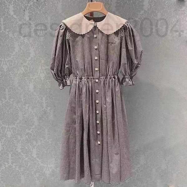 casual dresses designer 2022 summer miu dress sweet temperament baby collar bubble sleeve plaid skirt over knee waist closing holiday skirt, Black;gray
casual dresses designer 2022 summer miu dress sweet temperament baby collar bubble sleeve plaid skirt over knee waist closing holiday skirt, Black;gray