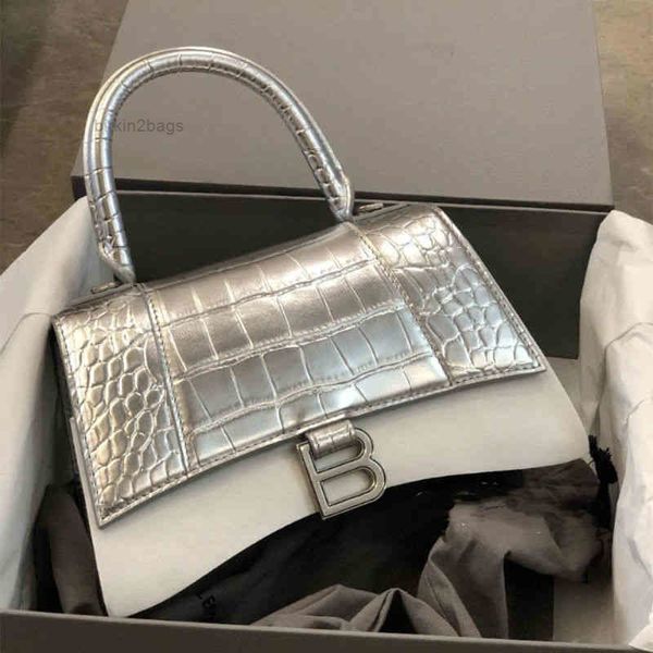 designer evening bag hobo wrist messenger balencaigaas hourgalss leather hourglass women's summer 2022 crocodile pattern hand-held hand
designer evening bag hobo wrist messenger balencaigaas hourgalss leather hourglass women's summer 2022 crocodile pattern hand-held hand
