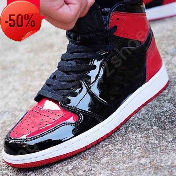 boots classical 1s high og bred patent leather shoes men basketball red black jumpman 1 sneakers rubber sole sports trainers size 40-46
boots classical 1s high og bred patent leather shoes men basketball red black jumpman 1 sneakers rubber sole sports trainers size 40-46