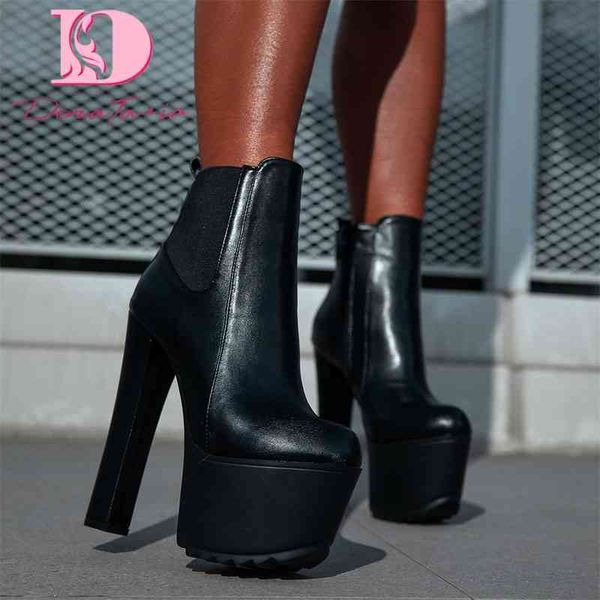boots doratasia new female thick high heels ankle boots fashion solid platform women's boots 2022 party ol shoes woman 220903, Black
boots doratasia new female thick high heels ankle boots fashion solid platform women's boots 2022 party ol shoes woman 220903, Black