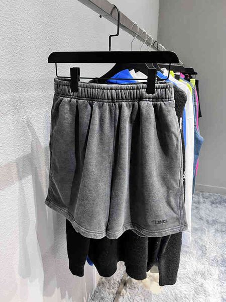 men's shorts summer large letter print ins lovers wash color copy casual loose shorts, White;black
men's shorts summer large letter print ins lovers wash color copy casual loose shorts, White;black