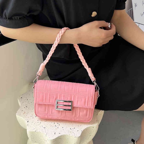 bags french stick bag pink mini messenger portable small square one shoulder embroidery minority vintage female purses
bags french stick bag pink mini messenger portable small square one shoulder embroidery minority vintage female purses