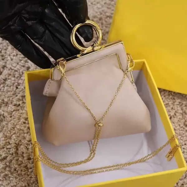 women genuine leather mini metal ring evening bags handbags lady luxury designer lipstick coin purse chain crossbody shoulder bag clutch fas
women genuine leather mini metal ring evening bags handbags lady luxury designer lipstick coin purse chain crossbody shoulder bag clutch fas
