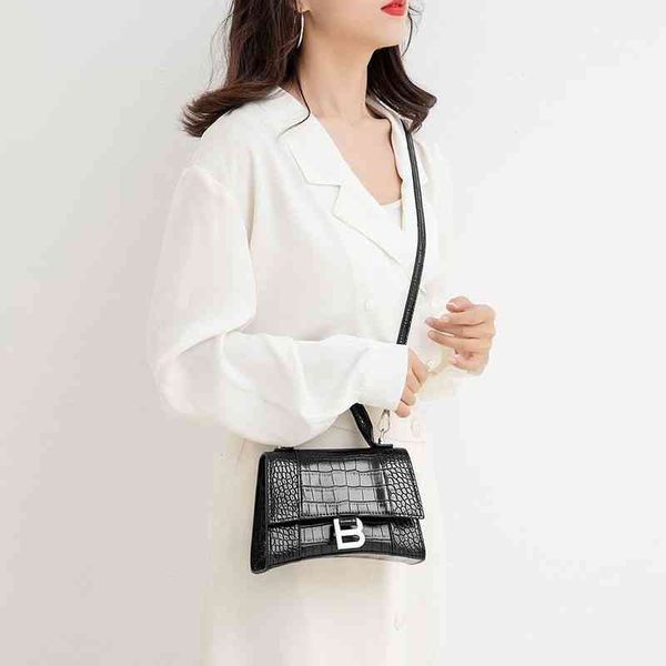 fsahion bags baleciga designer bags woman's handbag bag women 2022 new crocodile hourglass leather mini handheld single shoulder messen
fsahion bags baleciga designer bags woman's handbag bag women 2022 new crocodile hourglass leather mini handheld single shoulder messen