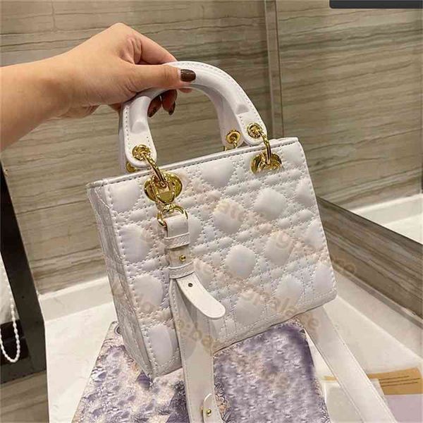 shoulder lady bag luxurys designers bags 20cm messenger women totes fashion classic handbags printed crossbody clutch
shoulder lady bag luxurys designers bags 20cm messenger women totes fashion classic handbags printed crossbody clutch