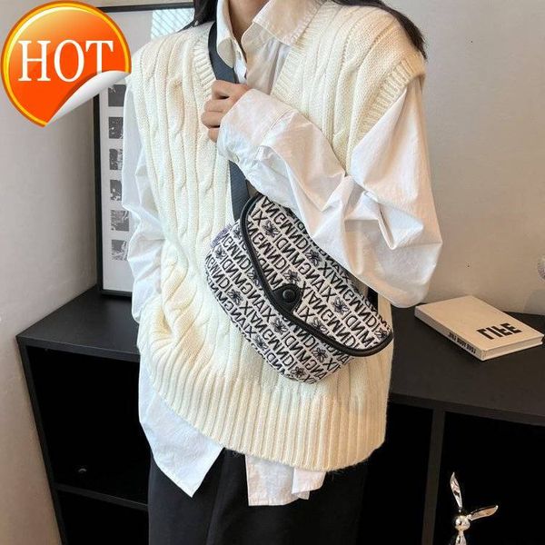 designer bags fashion printed breast women's 2022 new small oxford cloth single shoulder messenger large capacity canvas
designer bags fashion printed breast women's 2022 new small oxford cloth single shoulder messenger large capacity canvas