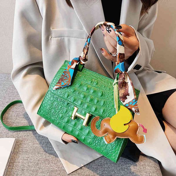 messenger bags hand bag female 2022 new cross car small square girl crotch s handbags
messenger bags hand bag female 2022 new cross car small square girl crotch s handbags