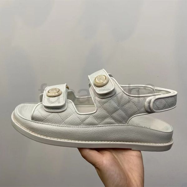 sandals designer with yuanbiao upgraded version of small fragrant sandals women's magic stickers lingge leather flat bottomed beach lei, Black
sandals designer with yuanbiao upgraded version of small fragrant sandals women's magic stickers lingge leather flat bottomed beach lei, Black