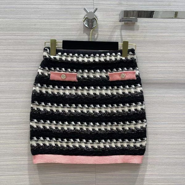 2022 new autumn winter luxury designer skirts fashion a skirts women's brand same style dress 0903-8, Black
2022 new autumn winter luxury designer skirts fashion a skirts women's brand same style dress 0903-8, Black