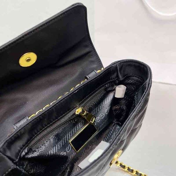 designer bag women vintage handbag shoulder chest purses leatherluxury crossbody clutch fashion fanny packs 220402
designer bag women vintage handbag shoulder chest purses leatherluxury crossbody clutch fashion fanny packs 220402