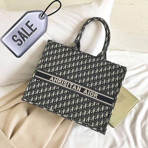 design women's messenger bag beibei shangpin 2022 new fashion d home shopping letter tote portable one shoulder
design women's messenger bag beibei shangpin 2022 new fashion d home shopping letter tote portable one shoulder