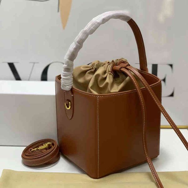 drawstring shoulder bags bucket handbags women leather square tote bags designer messenger designer crossbody purses 220902
drawstring shoulder bags bucket handbags women leather square tote bags designer messenger designer crossbody purses 220902