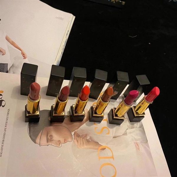 makeup elk lipstick 6 different colors matte lip stick set famous brand christmas cosmetic kit with gifts bags258g
makeup elk lipstick 6 different colors matte lip stick set famous brand christmas cosmetic kit with gifts bags258g